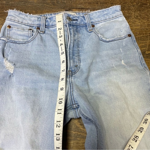 Abercrombie & Fitch Curve Love The Skinny High Rise Distressed Jeans Size 27/4L - Picture 3 of 9
